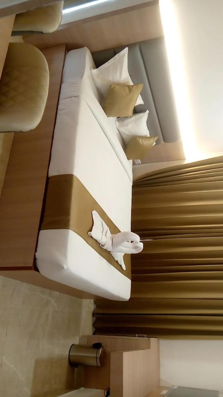 Grand Silver Chennai Exterior foto