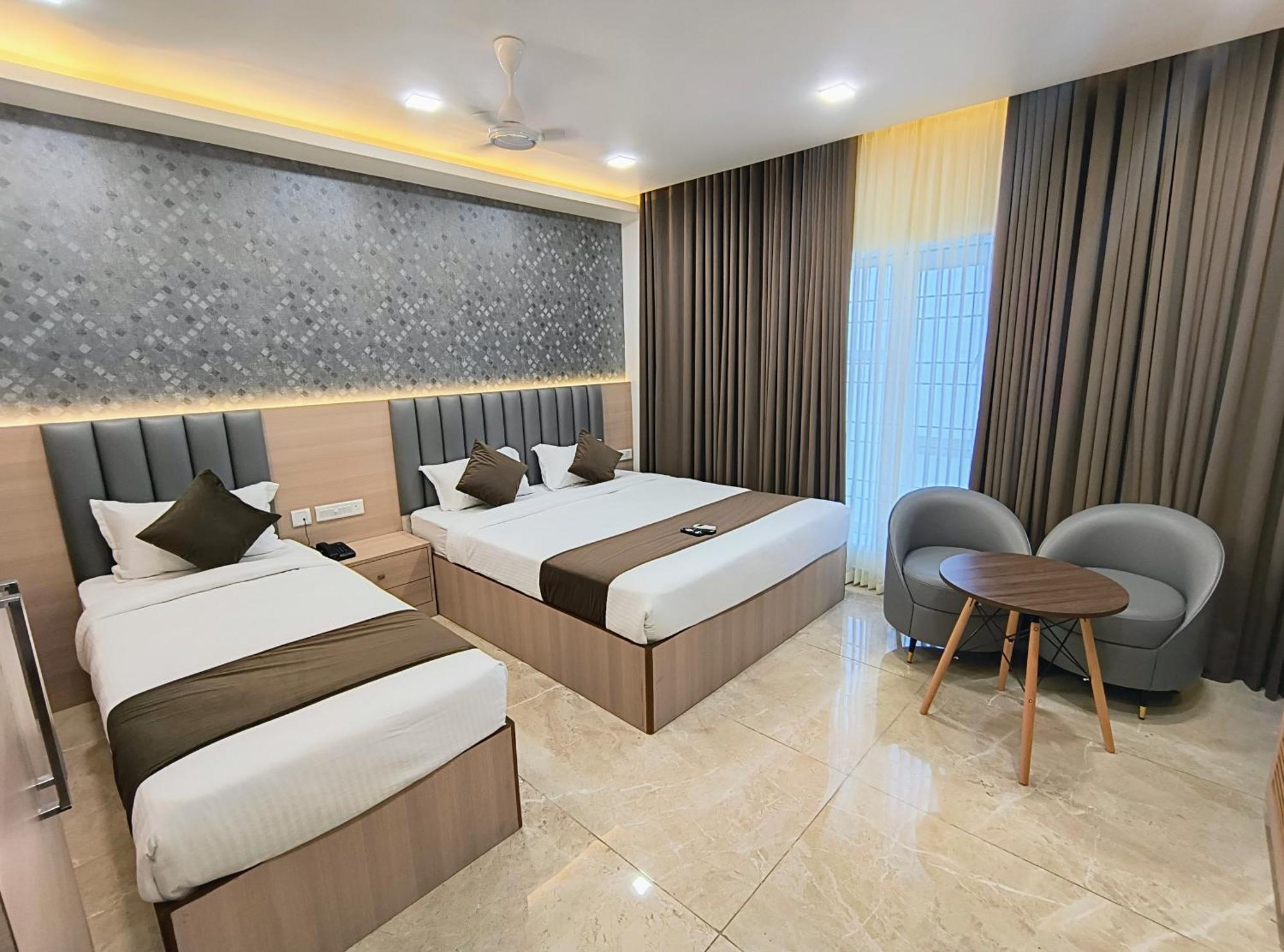 Grand Silver Chennai Exterior foto